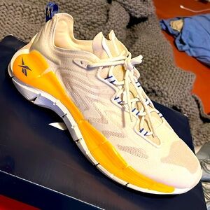 Mens Reebok Running shoes, Zig Kinetica II size 11